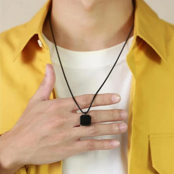 Square Edge Pendant Chain